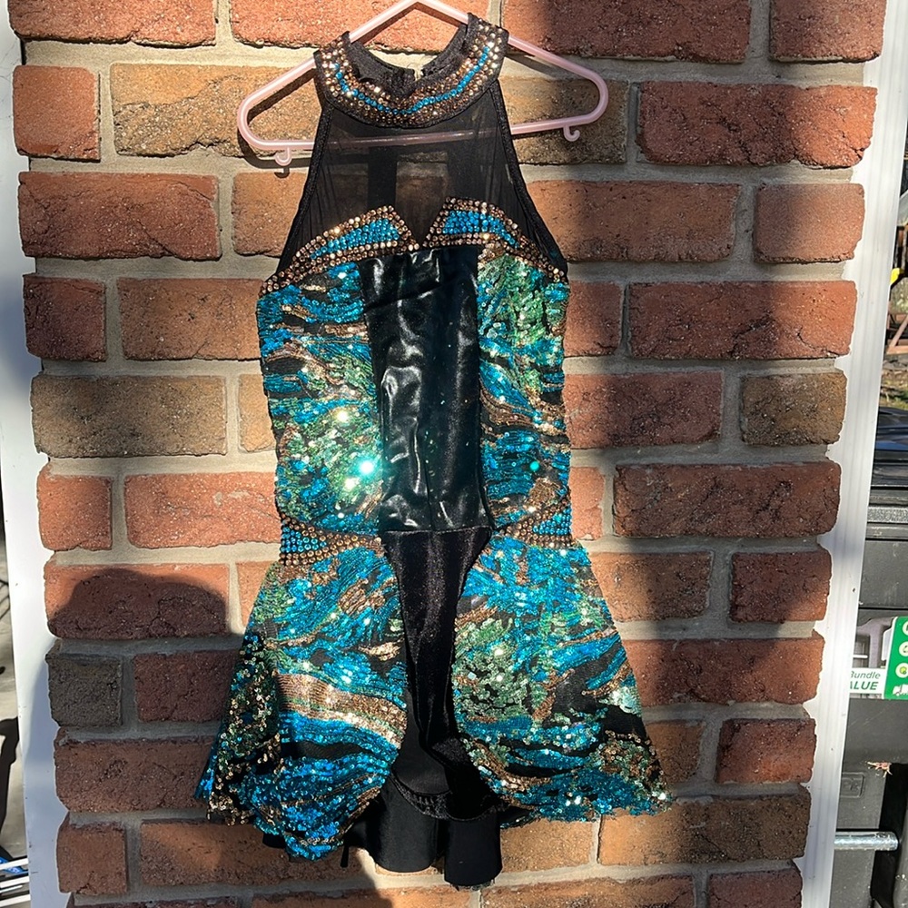 Girls dance costume